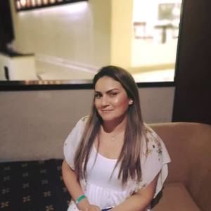 Meet your Posher, Janeth